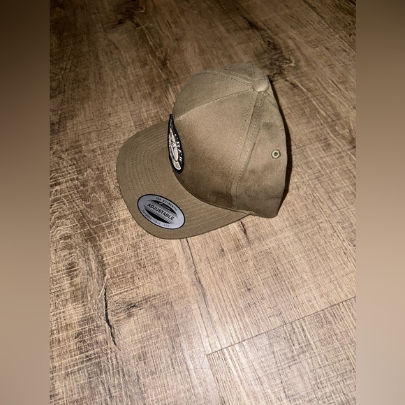 Salty Crew baseball cap snap back NEW DARK BROWN IN COLOR UNISEX NWOT - Picture 2 of 4